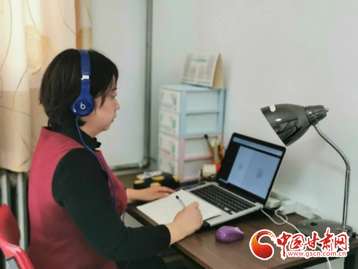 【三八特刊·“疫”線心聲】她，24小時聆聽“疫”動的心