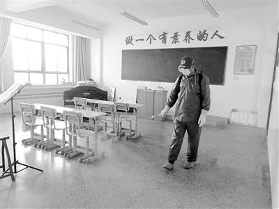 逆行向前 抗疫一線(xiàn)的凡人善舉——記蘭州市福彩投注站代銷(xiāo)者楊仙貴