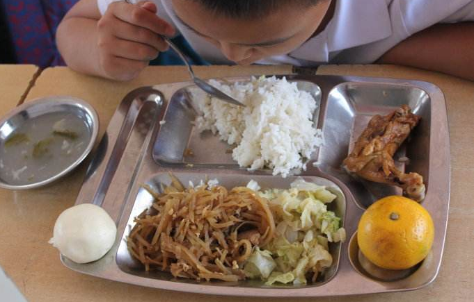 蘭州城關區(qū)衛(wèi)健局：疫情防控期間暫緩轄區(qū)所有校外小飯桌經營活動