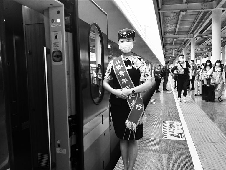 2020年暑運(yùn)啟幕 蘭州至貴陽(yáng)首開(kāi)“綠巨人”動(dòng)車(chē)