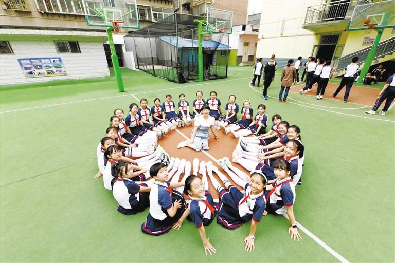 我們畢業(yè)啦！