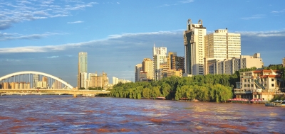 護(hù)好黃河水 保衛(wèi)蘭州藍(lán) 再造金城綠——蘭州市加強(qiáng)黃河流域生態(tài)保護(hù)、推進(jìn)高質(zhì)量發(fā)展綜述