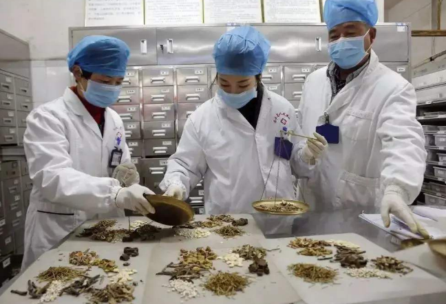 新冠肺炎疫情人物同防市民如何做？請看這里！