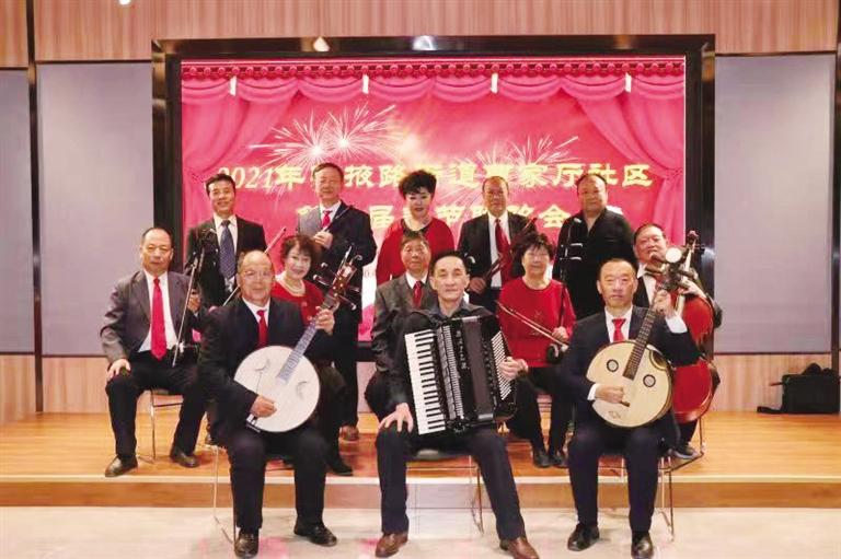 別樣的春節(jié) 我們?cè)贫诵?張掖路街道曹家廳社區(qū)舉辦線(xiàn)上春節(jié)聯(lián)歡會(huì)