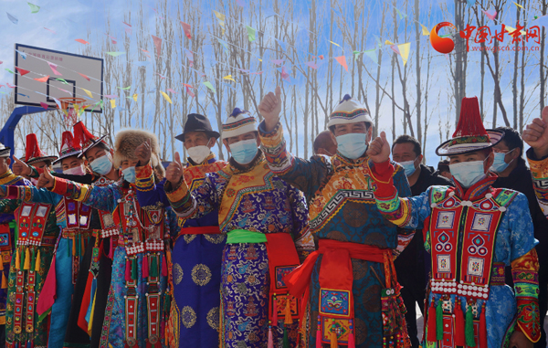 肅南：分紅啦分紅啦！南溝村村民喜領(lǐng)43.3萬元