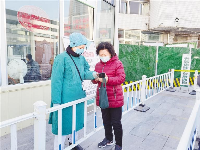 智能生活下，老年人的“數(shù)字鴻溝”如何跨越？