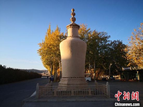 圖為2020年11月，沐浴在晨光中的莫高窟道士塔。(資料圖) 馮志軍 攝