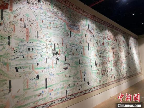 圖為展覽現(xiàn)場?！〗瓧顭?攝