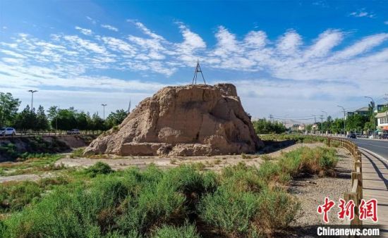圖為沙州郡城遺址公園古遺址?！⊥醣筱y 攝