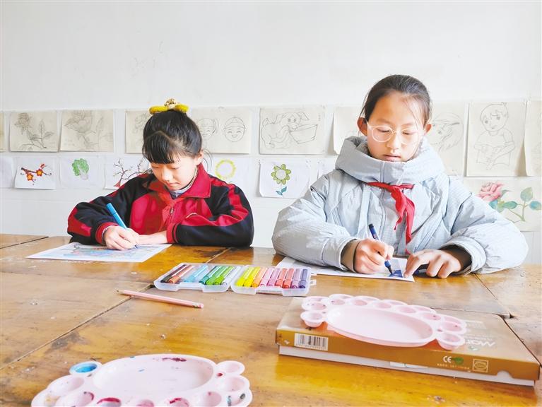 甘肅這兩名小朋友，被太空中亞平老師點了名