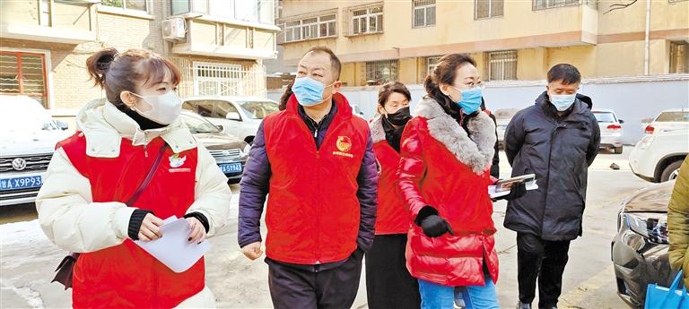 【新春走基層】解決雞毛蒜皮 感受社區(qū)“微幸?！?>
        </a><em>【新春走基層】解決雞毛蒜皮 感受社區(qū)“微幸?！?/em></li>
    <li><a  target=