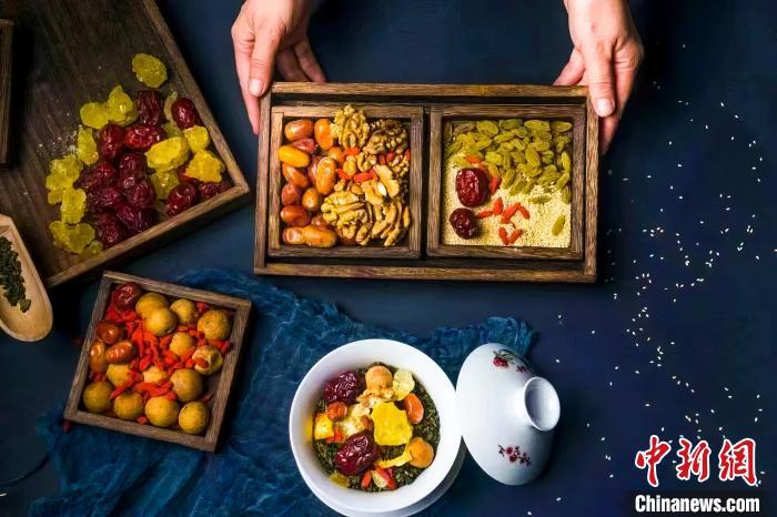 2023年5月，拍攝的臨夏蓋碗茶所需原料。(資料圖)臨夏市融媒體中心供圖