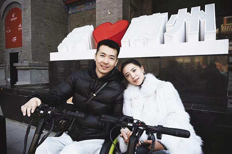 一對(duì)小夫妻的逆境重生