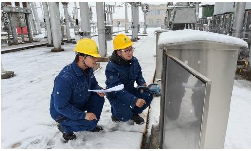 國網(wǎng)慶陽供電公司：頂風(fēng)冒雪守電網(wǎng) 全力以赴護(hù)光明